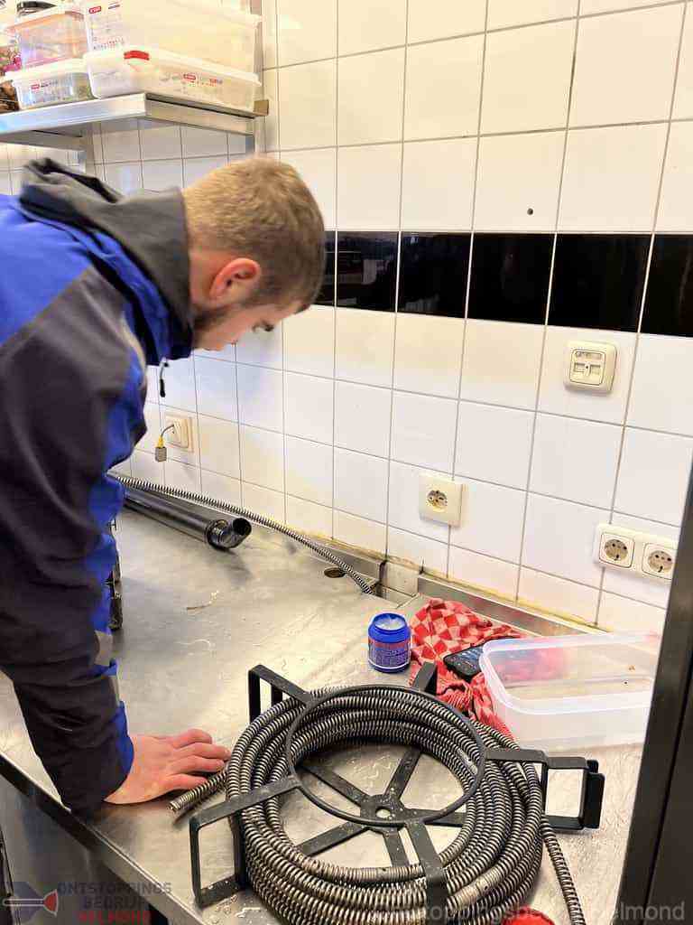 Gootsteen Ontstoppingsdienst Helmond Gootsteen Ontstoppingsdienst Helmond